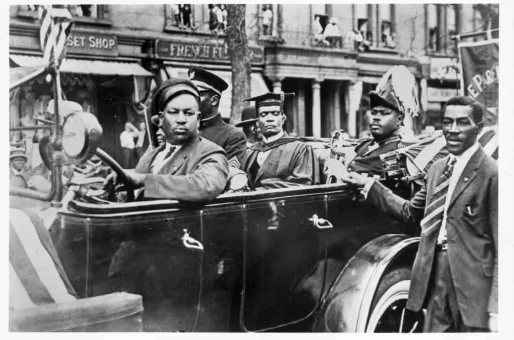 1929 Dünya Ekonomik Krizi-Kara Perşembe (Büyük Buhran) 2 Kükreyen Yirmiler