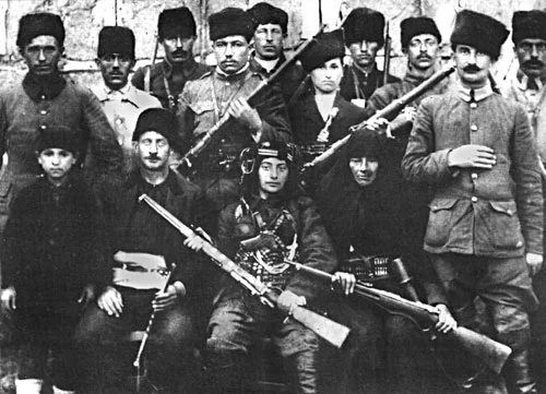 Kara Fatma ve Askerleri